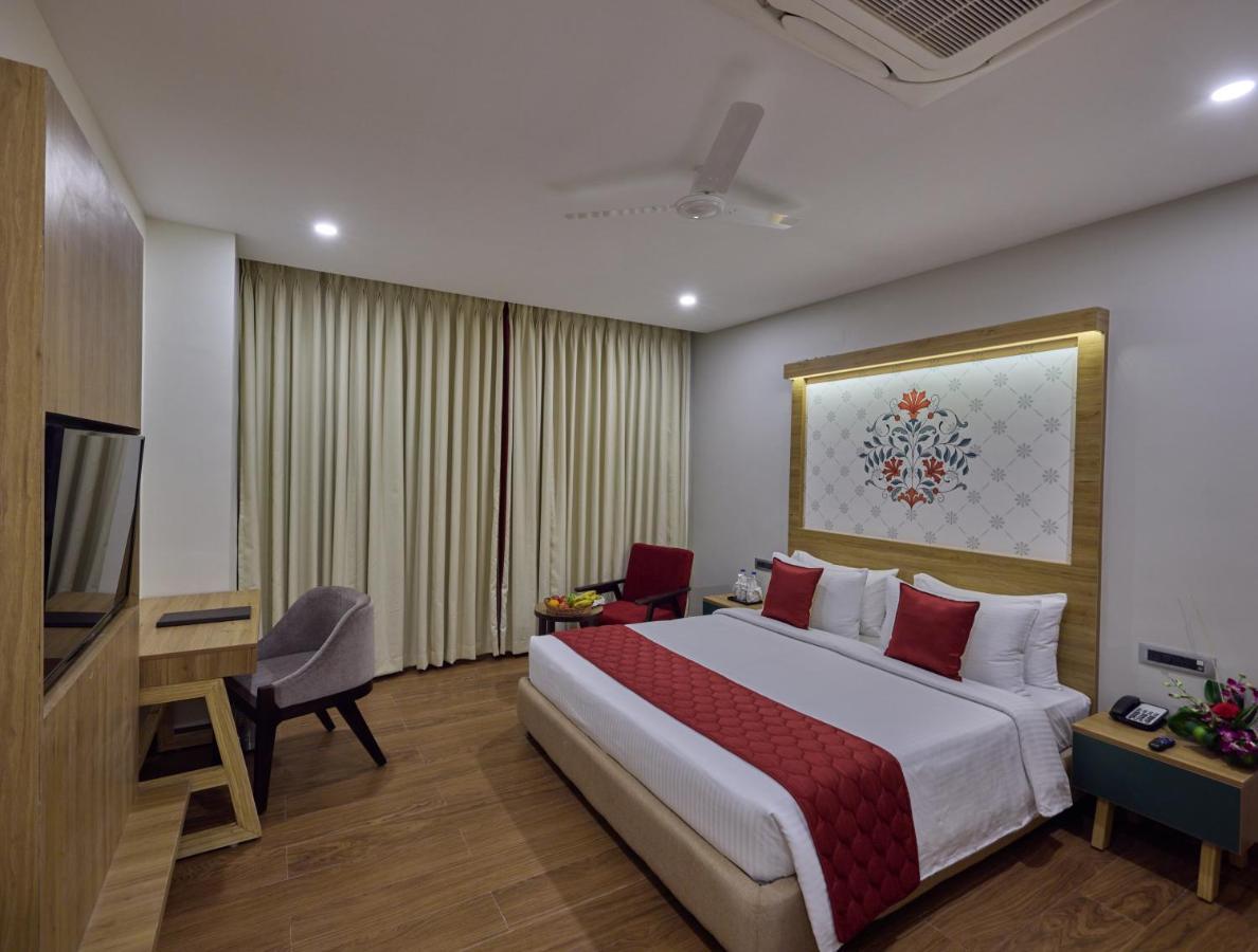 Golden Tulip Tirupati Hotel Exterior foto